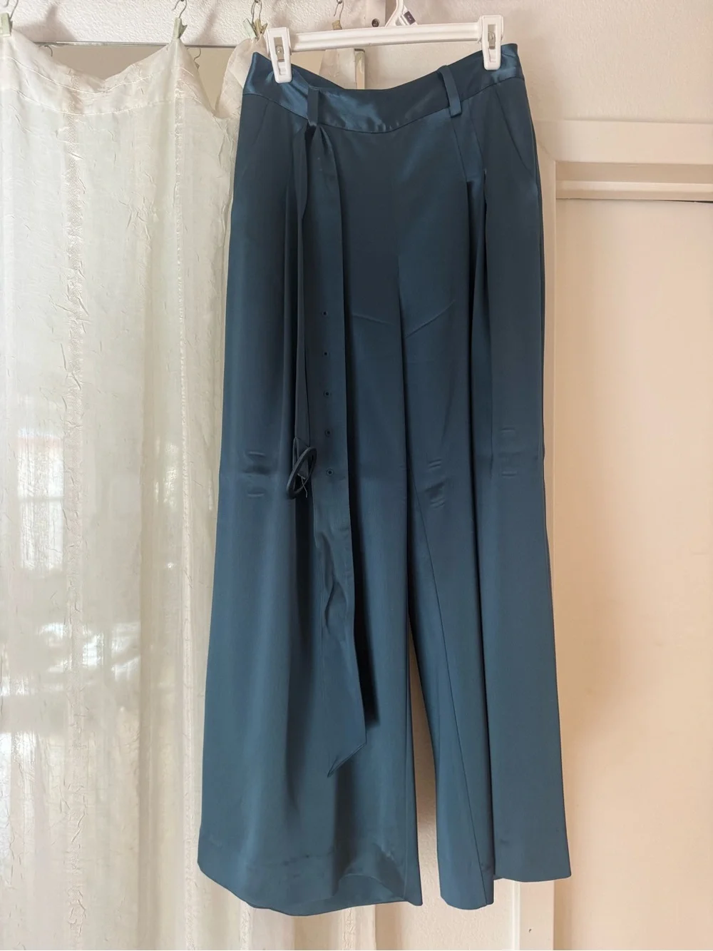Cinq à Sept Wide-Leg Satin Pants | Size 6 | Teal Blue-Gray | Belted